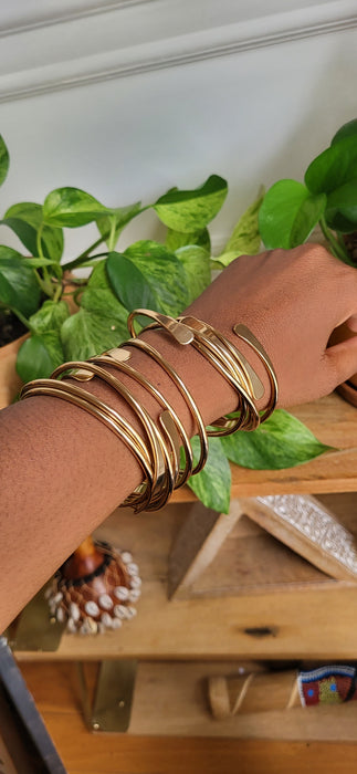 Bracelet en laiton avec spirale