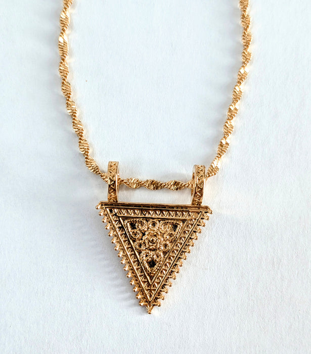 The Alchemist Pendant