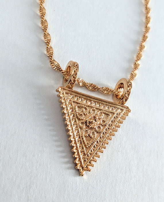 The Alchemist Pendant