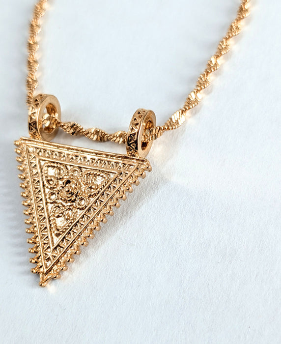 The Alchemist Pendant