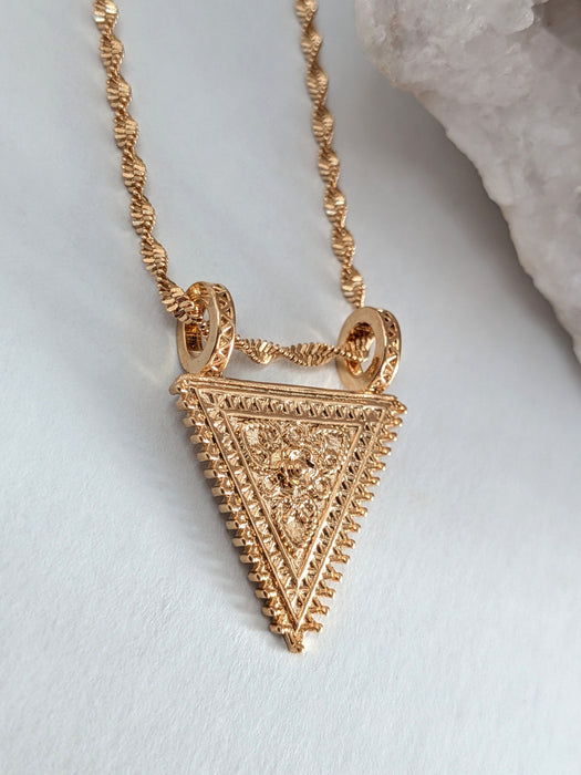 The Alchemist Pendant