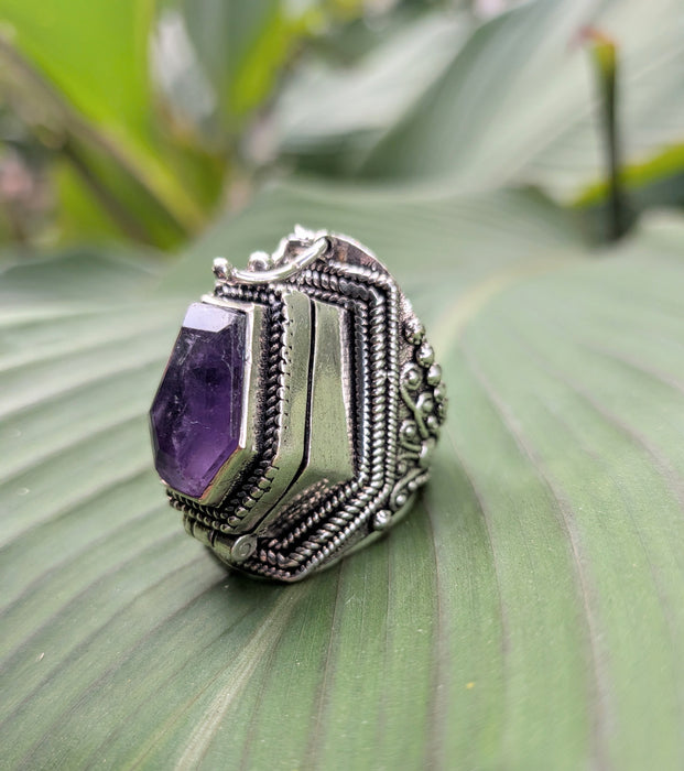 Amethyst Poison Ring