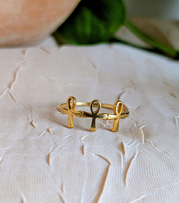 Gold Dainty Ankh Ring